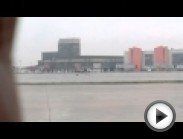 Дорога по внутренней территории аэропорта Шереметьево из терминалов B C в терминалы D E. Aeroport SVO .