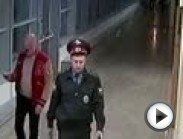 Полиция проводит проверку по факту драки в столичном  аэропорту Шереметьево . На этот раз конфликт произошел между топ-менеджером "
