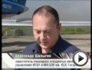 Наступивший сезон отпусков добавил работы сотрудникам московских аэропортов . Число желающих покинуть или посетить российскую столицу в